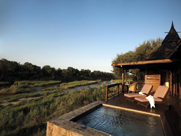 Tinga Narina Lodge - private plunge pools